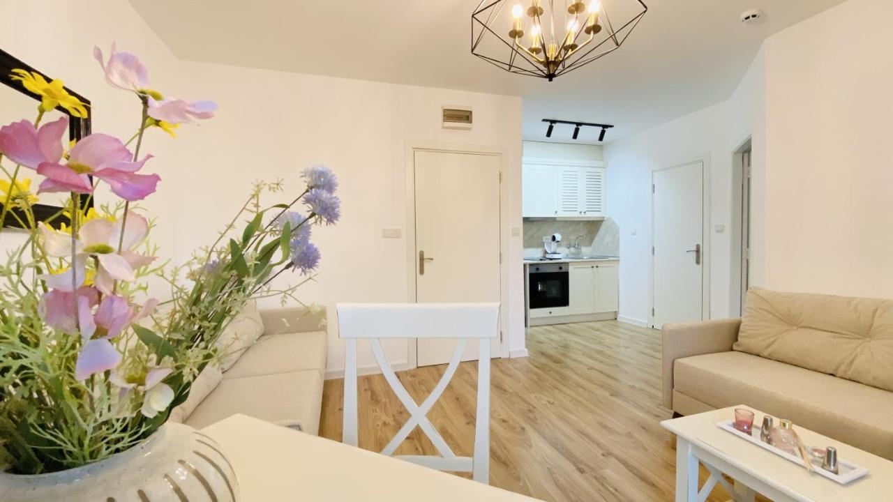 סאני ביץ' Apartello Modern Apartments In Downpark מראה חיצוני תמונה